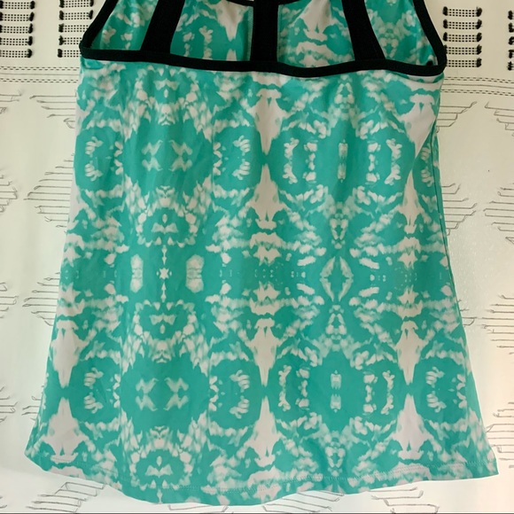 • [Fabletics] Zion Seafoam Tank • - Picture 8 of 13